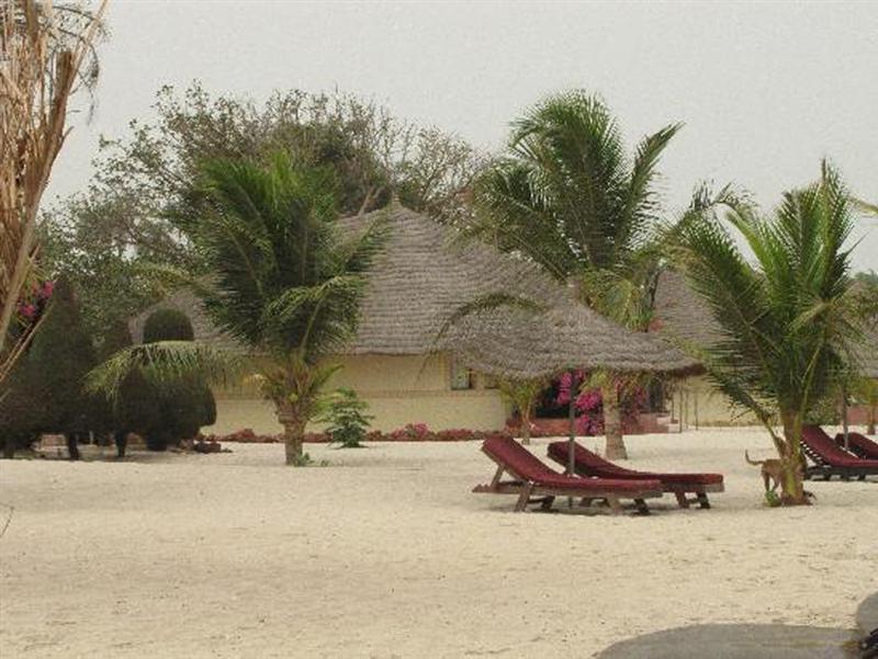Dinouar Lodge Du Delta Niominka מראה חיצוני תמונה