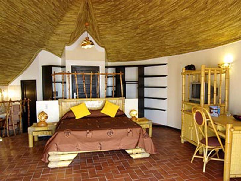 Dinouar Lodge Du Delta Niominka מראה חיצוני תמונה