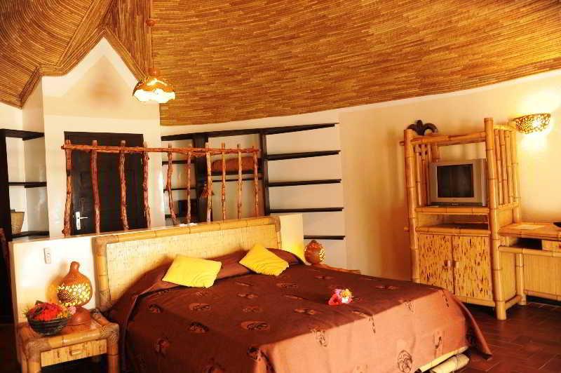 Dinouar Lodge Du Delta Niominka מראה חיצוני תמונה