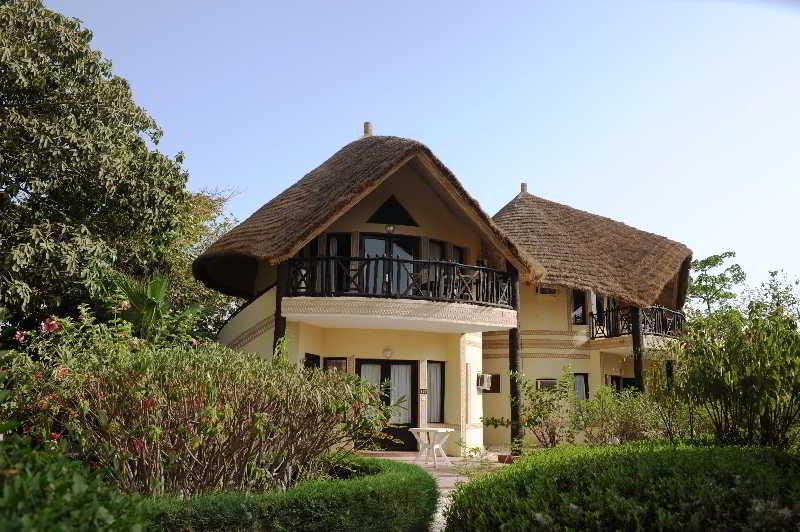 Dinouar Lodge Du Delta Niominka מראה חיצוני תמונה